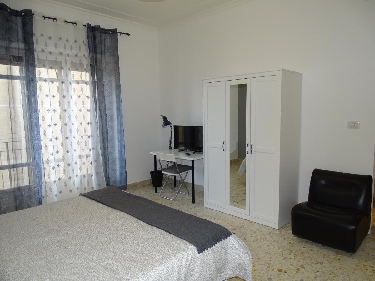 Frankie'S House B&B Катания Экстерьер фото